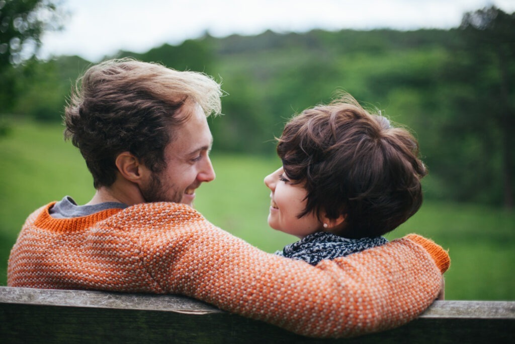 Natural  Sitting Couple Photoshoot Prompts