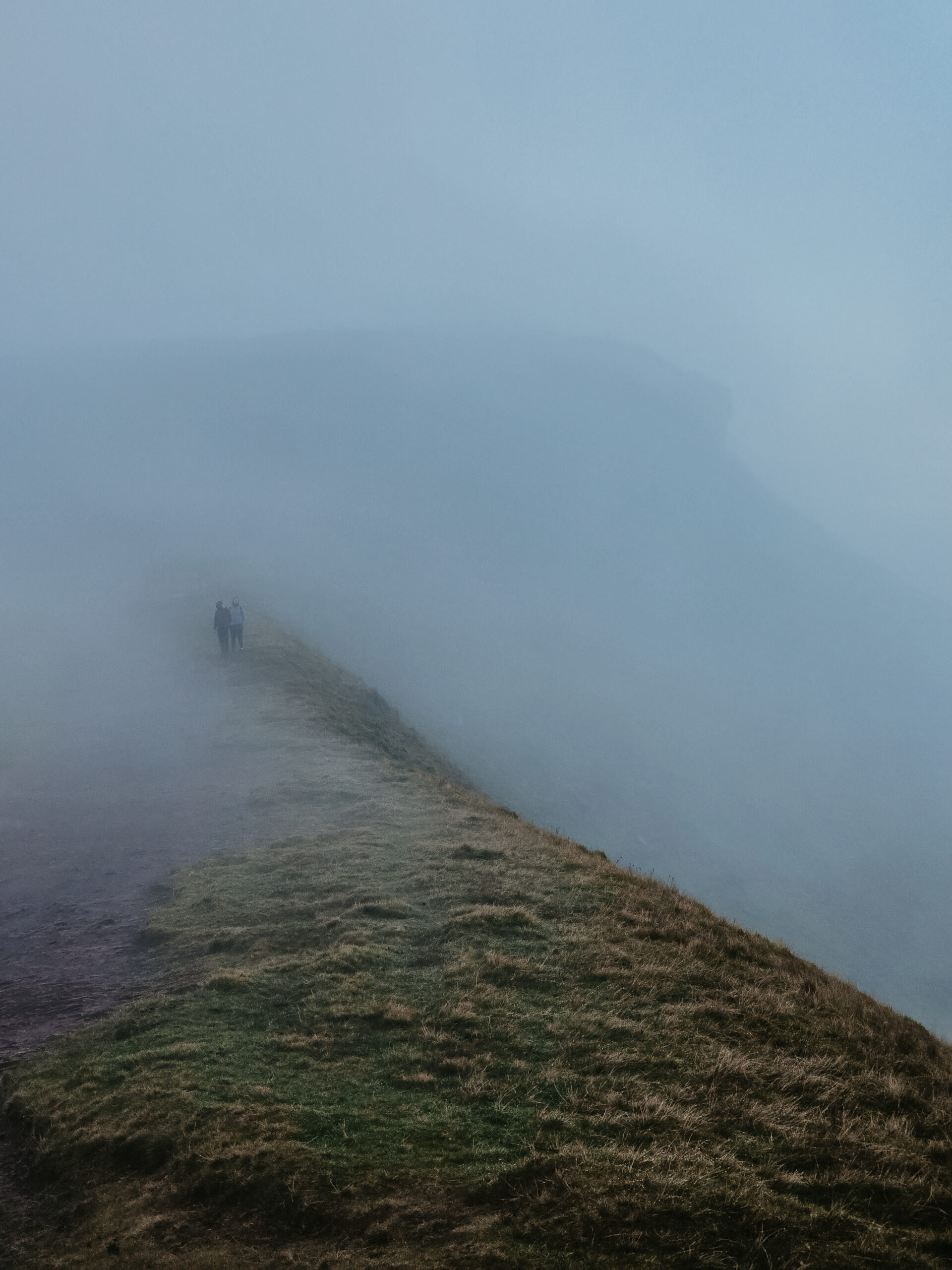 How to Take Good Hiking Photos (Even On Your Phone)