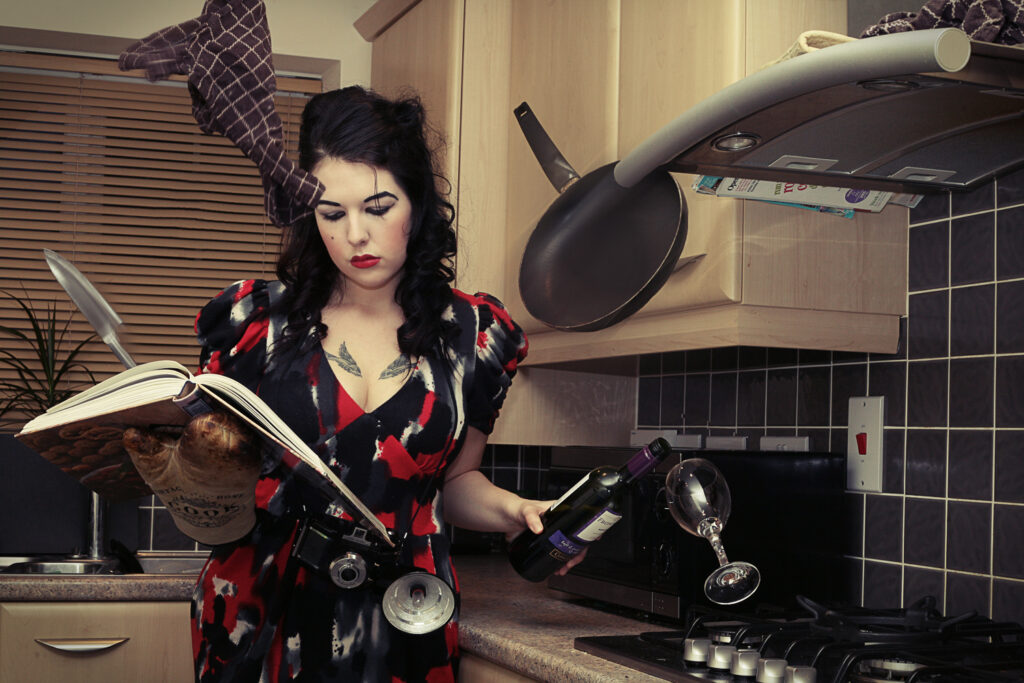 A self-portrait about the mental load. The invisible work of modern women.